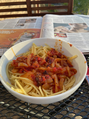 Spaghetti with Bay Leaves