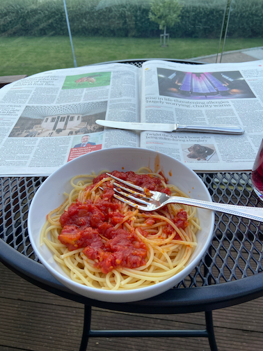 Spaghetti, Vermicelli, Bucatini, or Linguine, with Garlic and Tomato