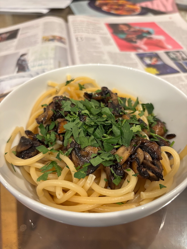 Bucatini with Mushrooms