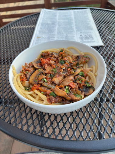Gargano-style Bucatini with Mushrooms and Tomatoes