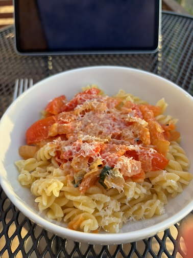 Pasta with Butter and Tomatoes IV
